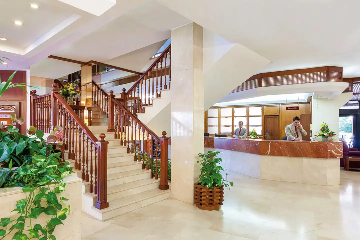 Apartamentos Masaru Lobby