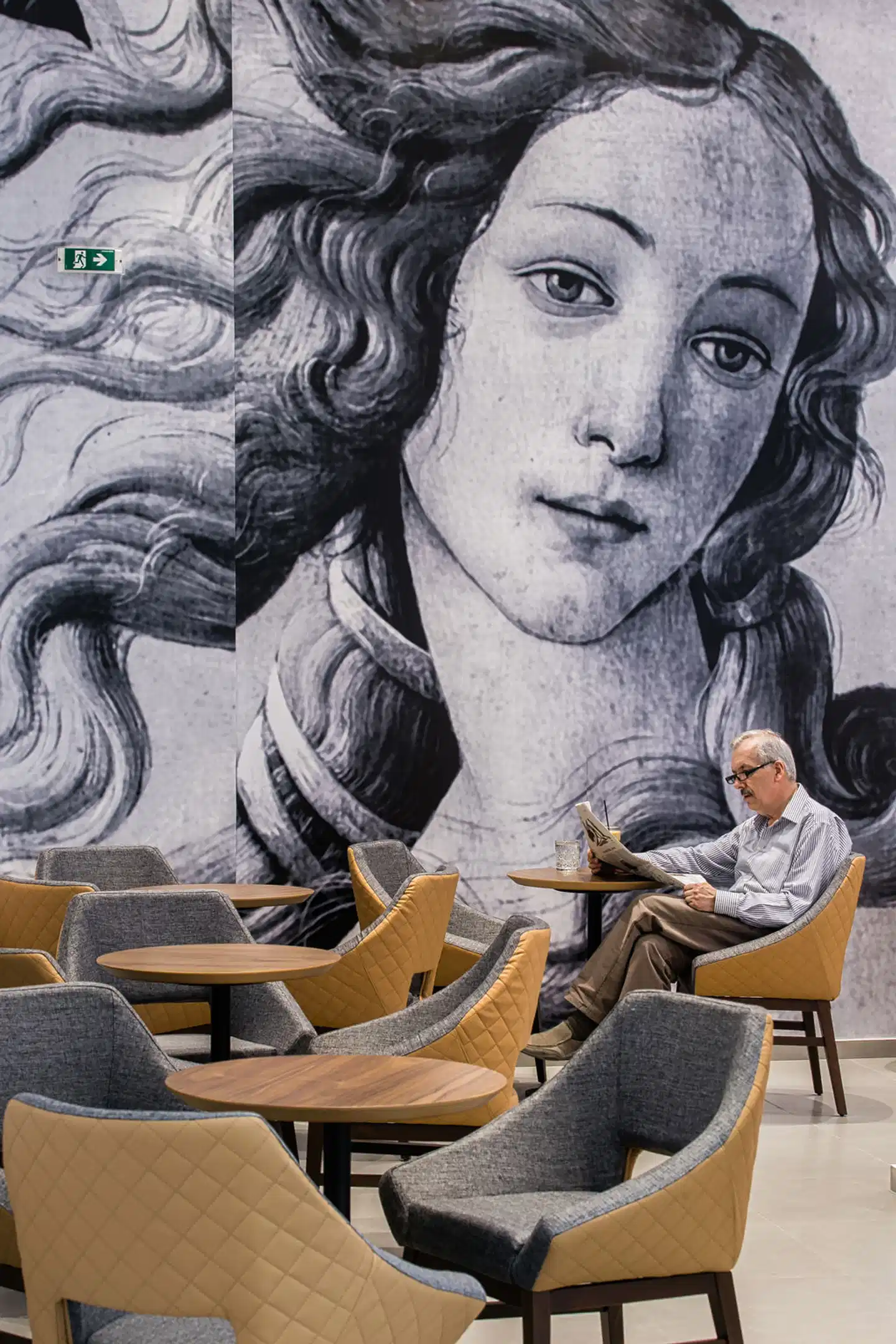 Athens Cypria Hotel Tiere