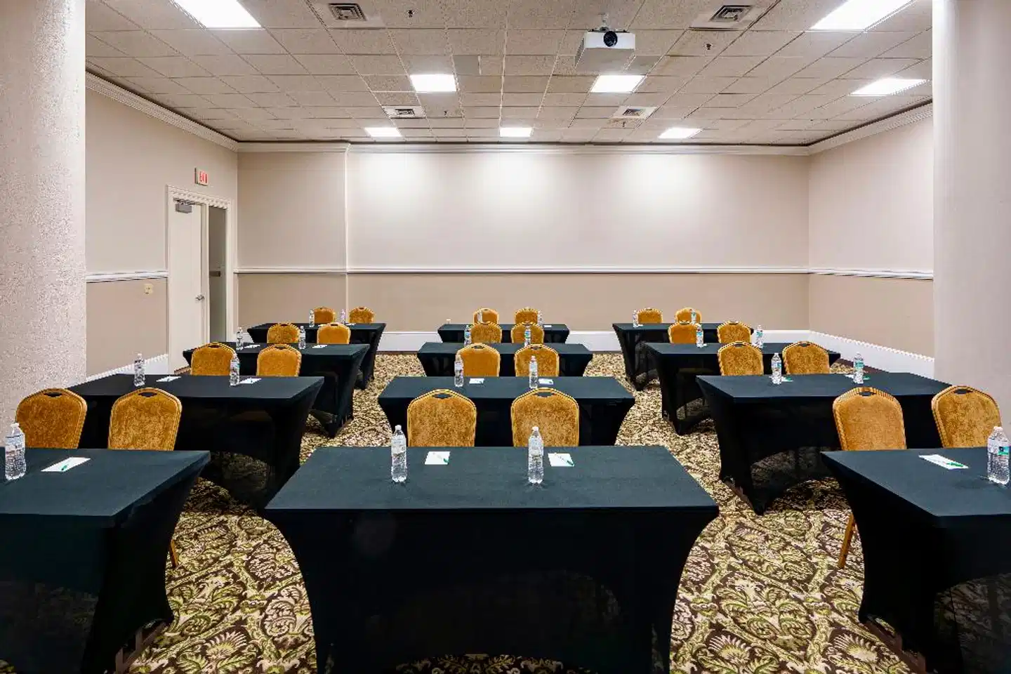 Wyndham Garden Baronne Plaza Konferenz