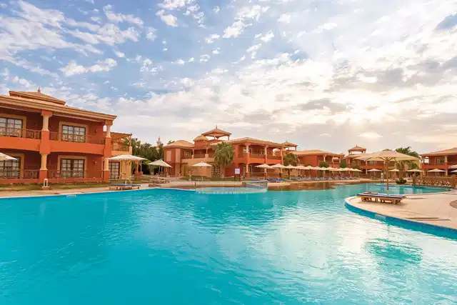 Pickalbatros Alf Leila Wa Leila Resort - Neverland Hurghada Pool