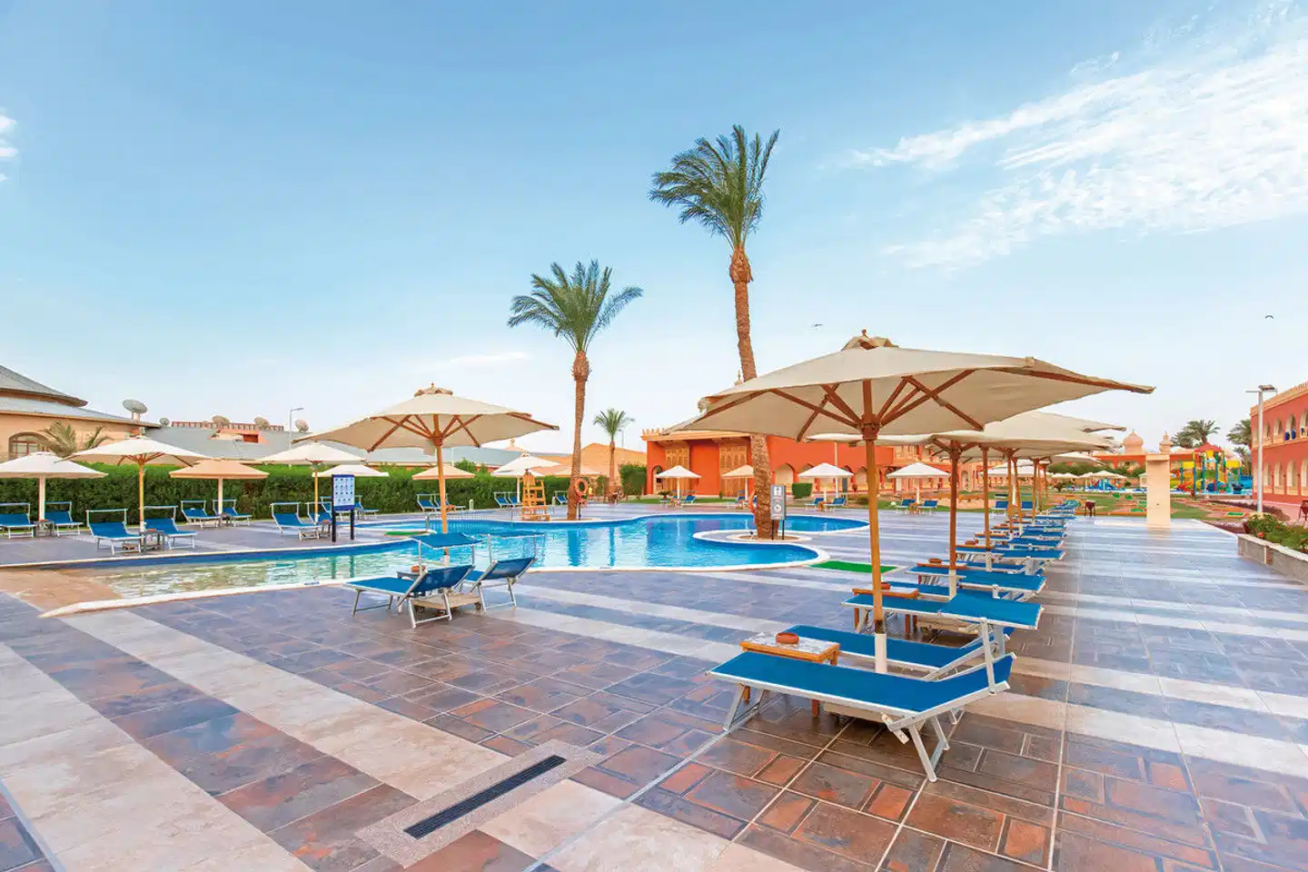 Pickalbatros Alf Leila Wa Leila Resort - Neverland Hurghada Pool