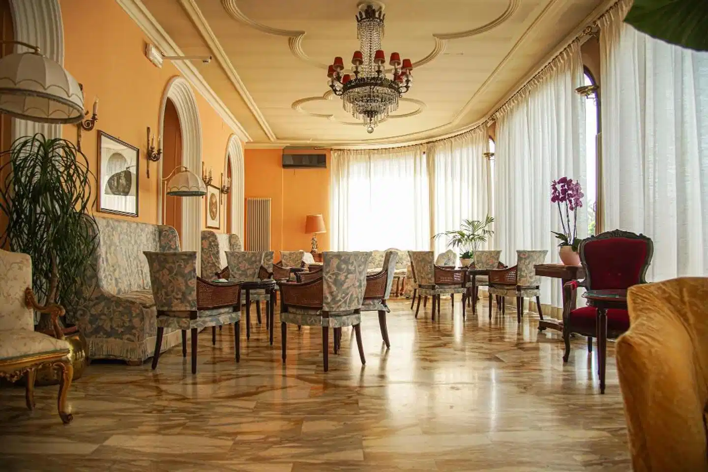 Grand Hotel De Londres Restaurant