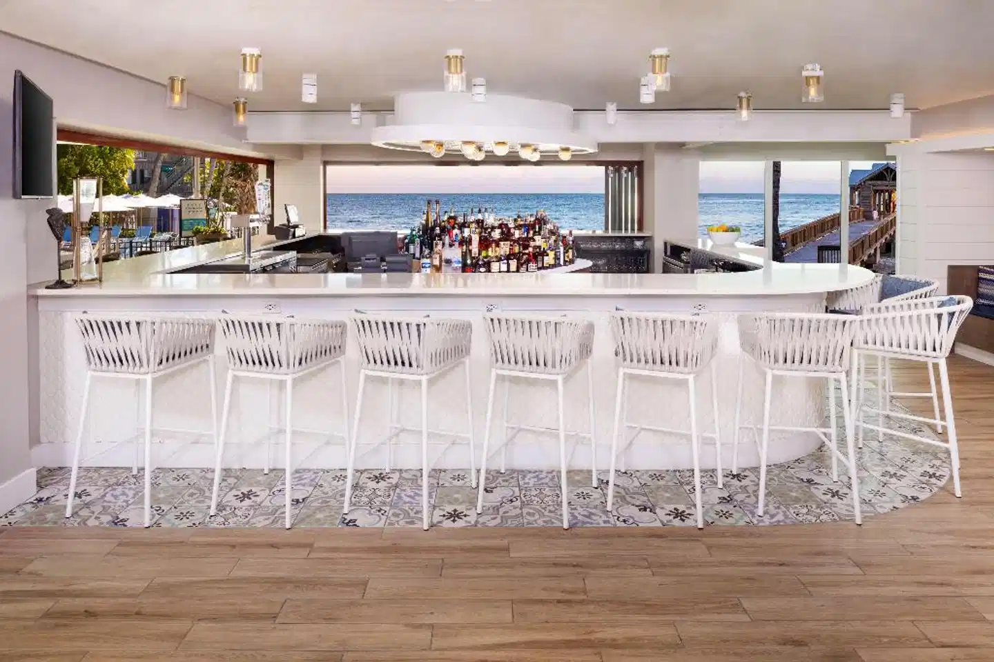 The Reach Key West, Curio Collection by Hilton Bar