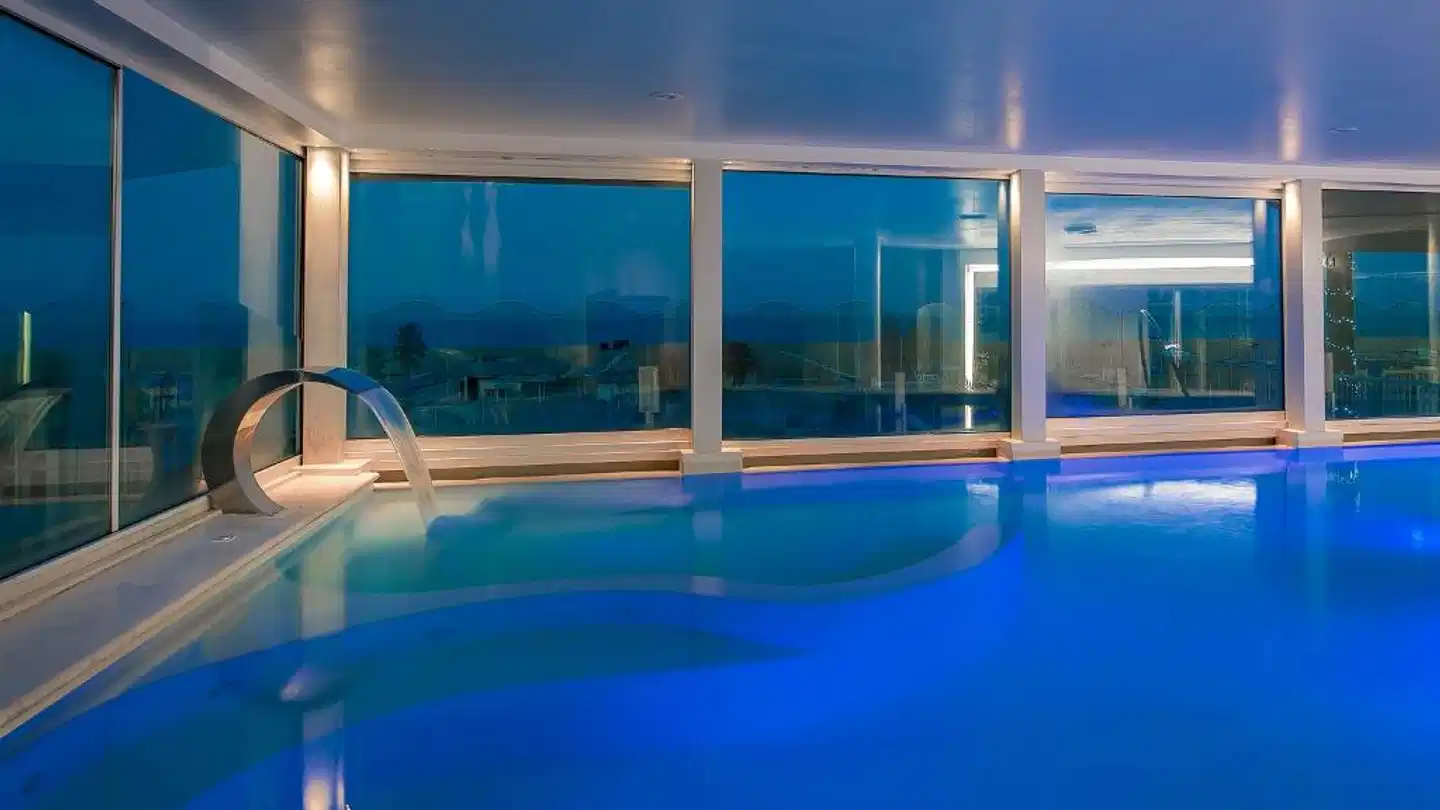 Savoia Hotel Rimini Hallenbad