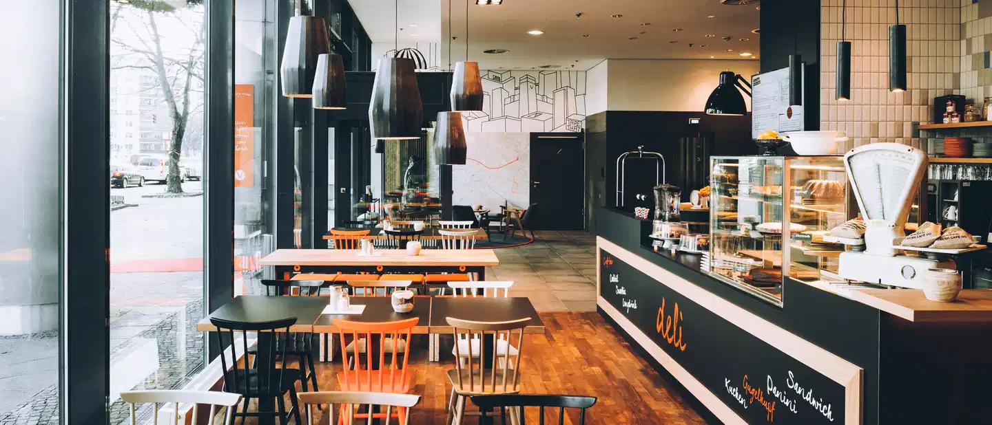 Vienna House Easy by Wyndham Berlin Prenzlauer Berg Bar