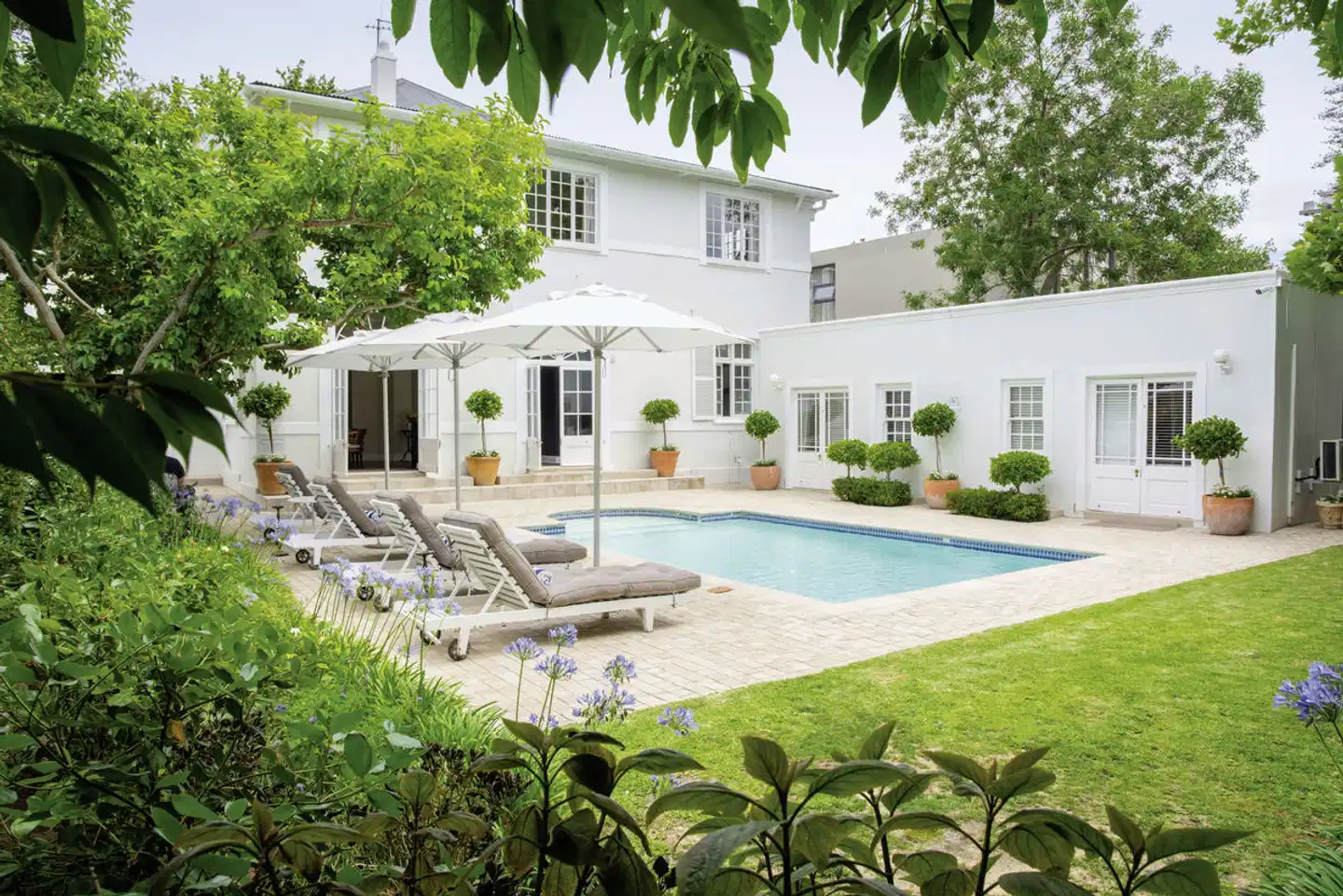 River Manor Boutique Hotel Pool