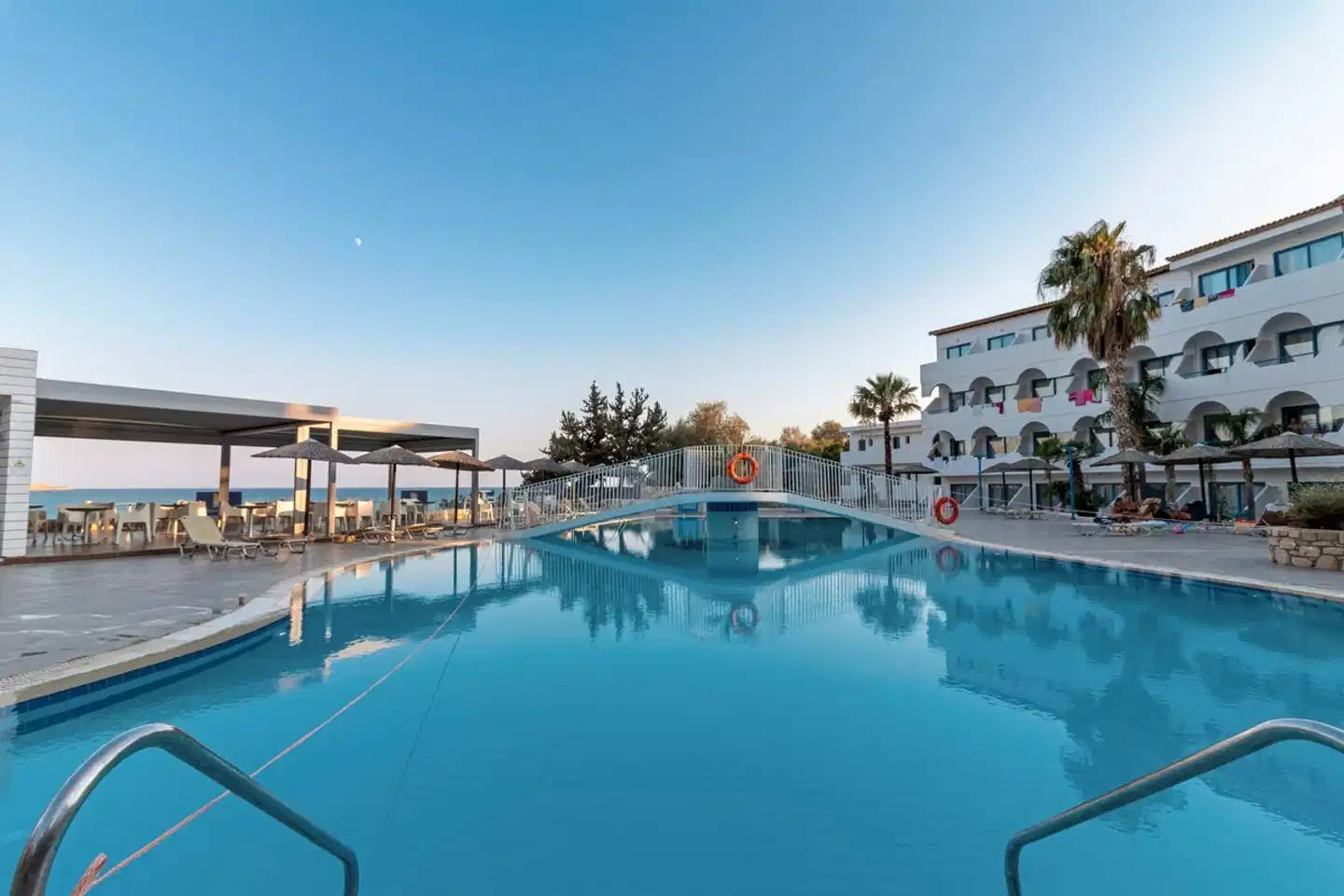 Sentido Sunrise Beach Pool