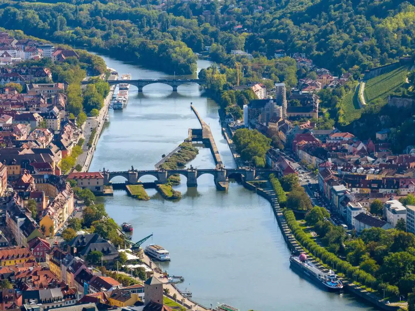 Mercure Wuerzburg am Mainufer Landschaft