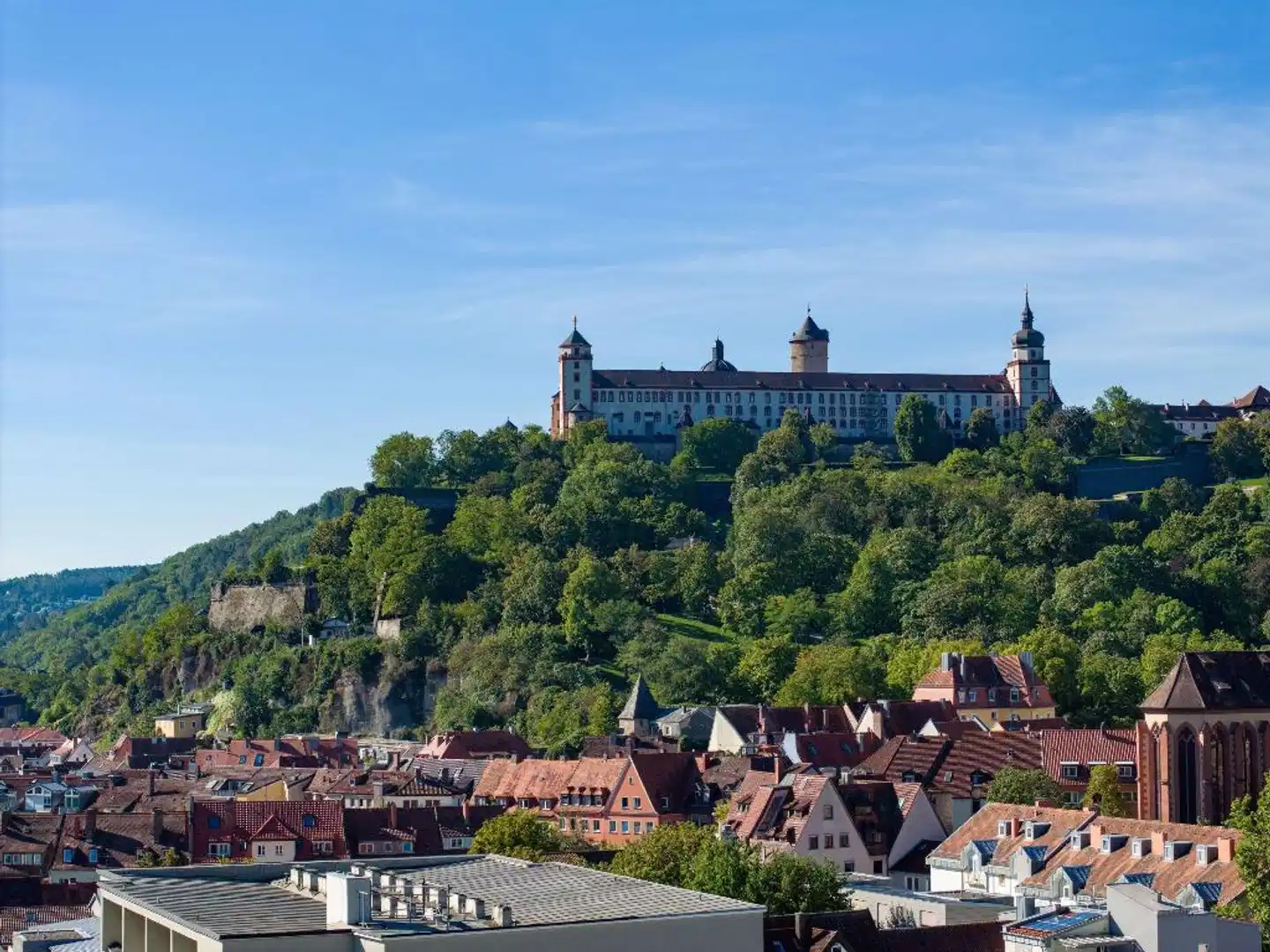 Mercure Wuerzburg am Mainufer Landschaft