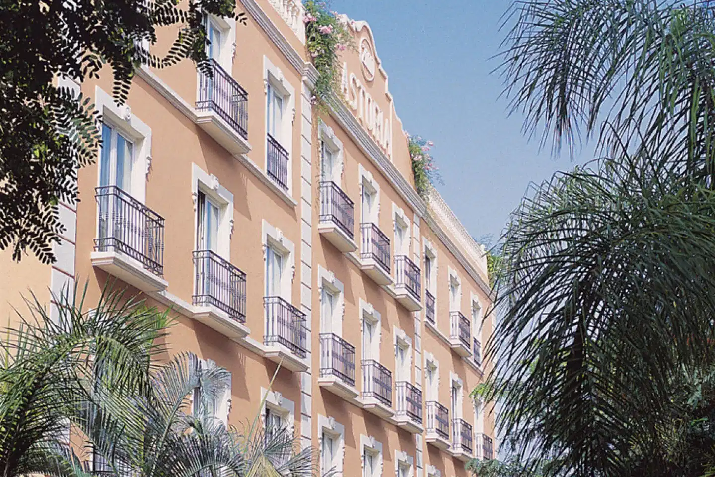 Astoria - Adults Only Aussenansicht