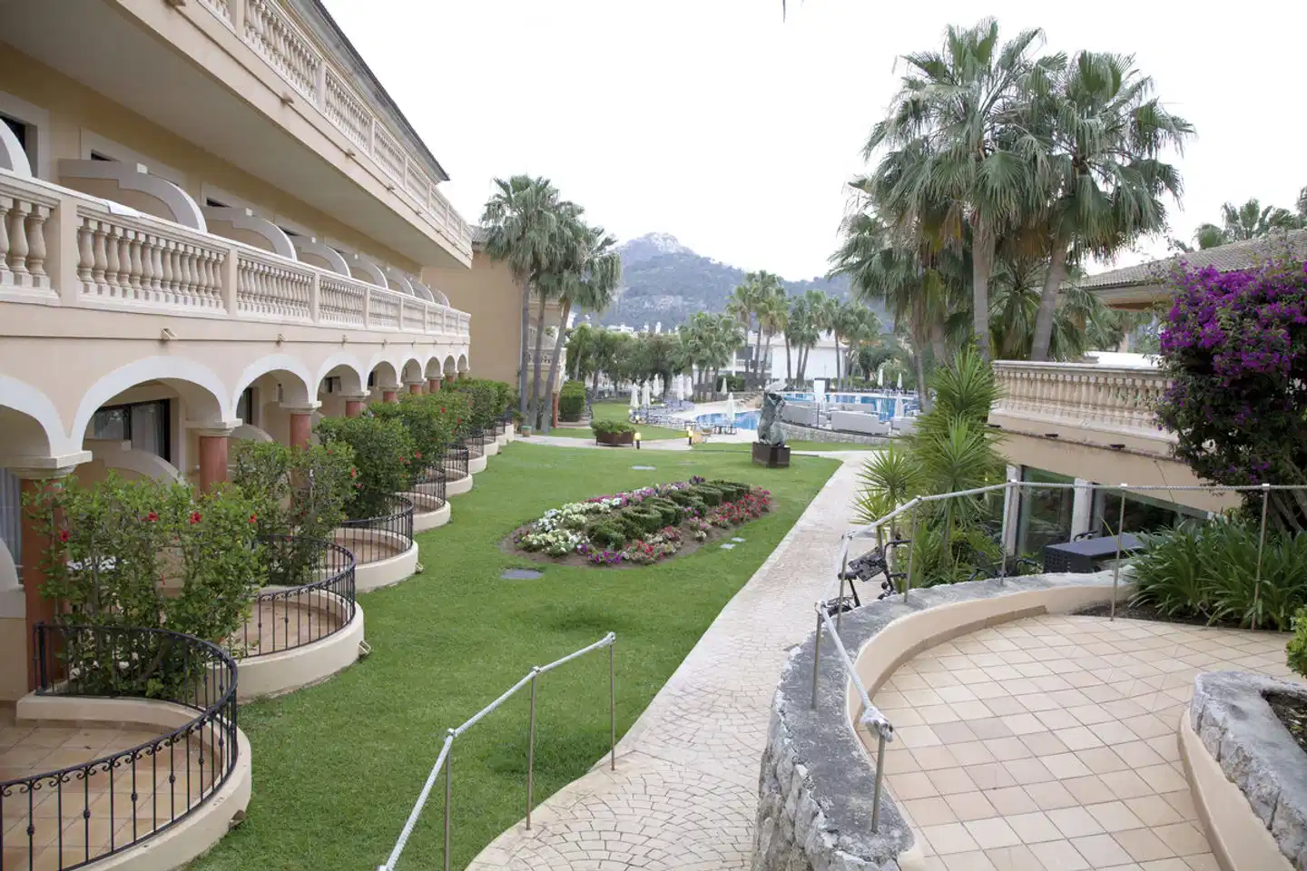 Mon Port & Spa Garten