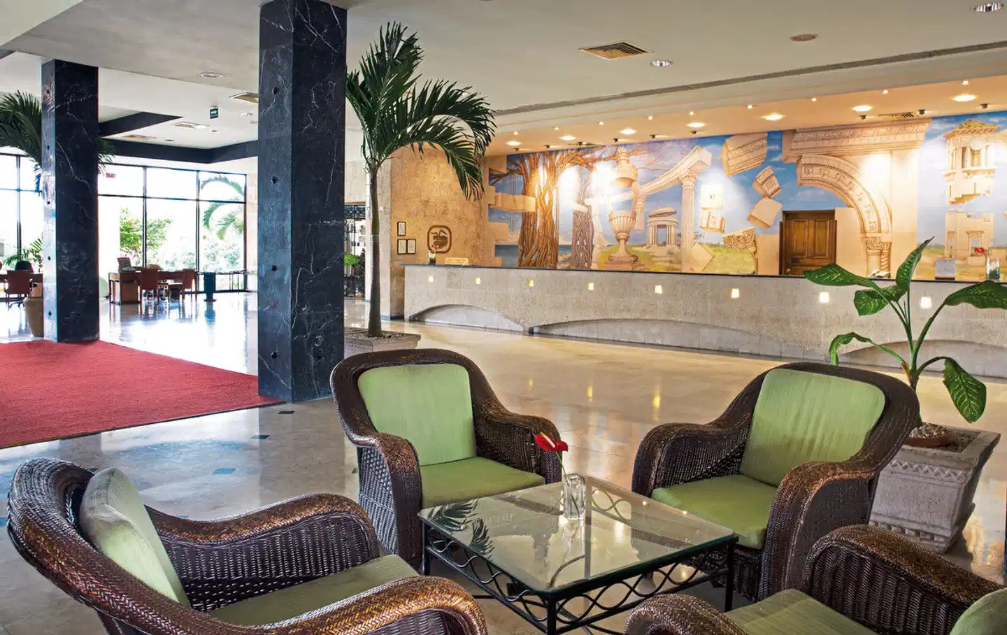 Memories Miramar Lobby