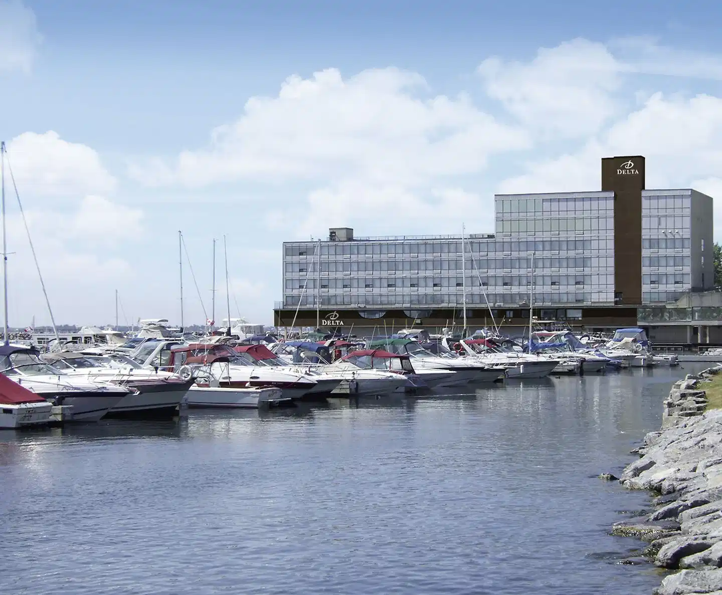 Delta Hotels by Marriott Kingston Waterfront Aussenansicht