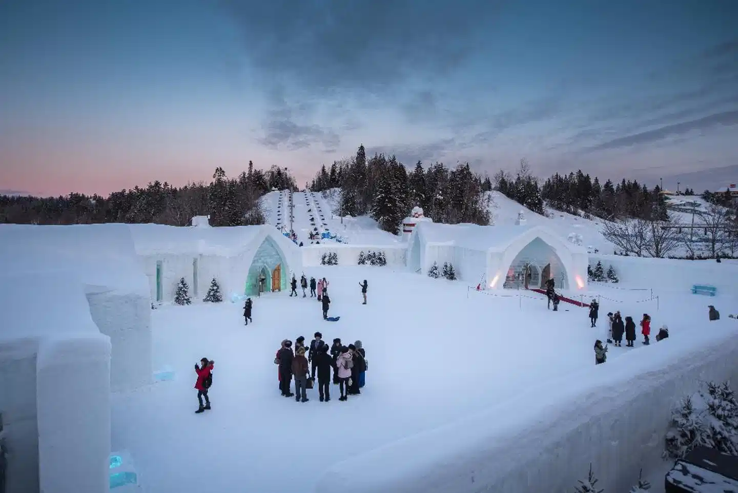 Hotel de Glace Pool