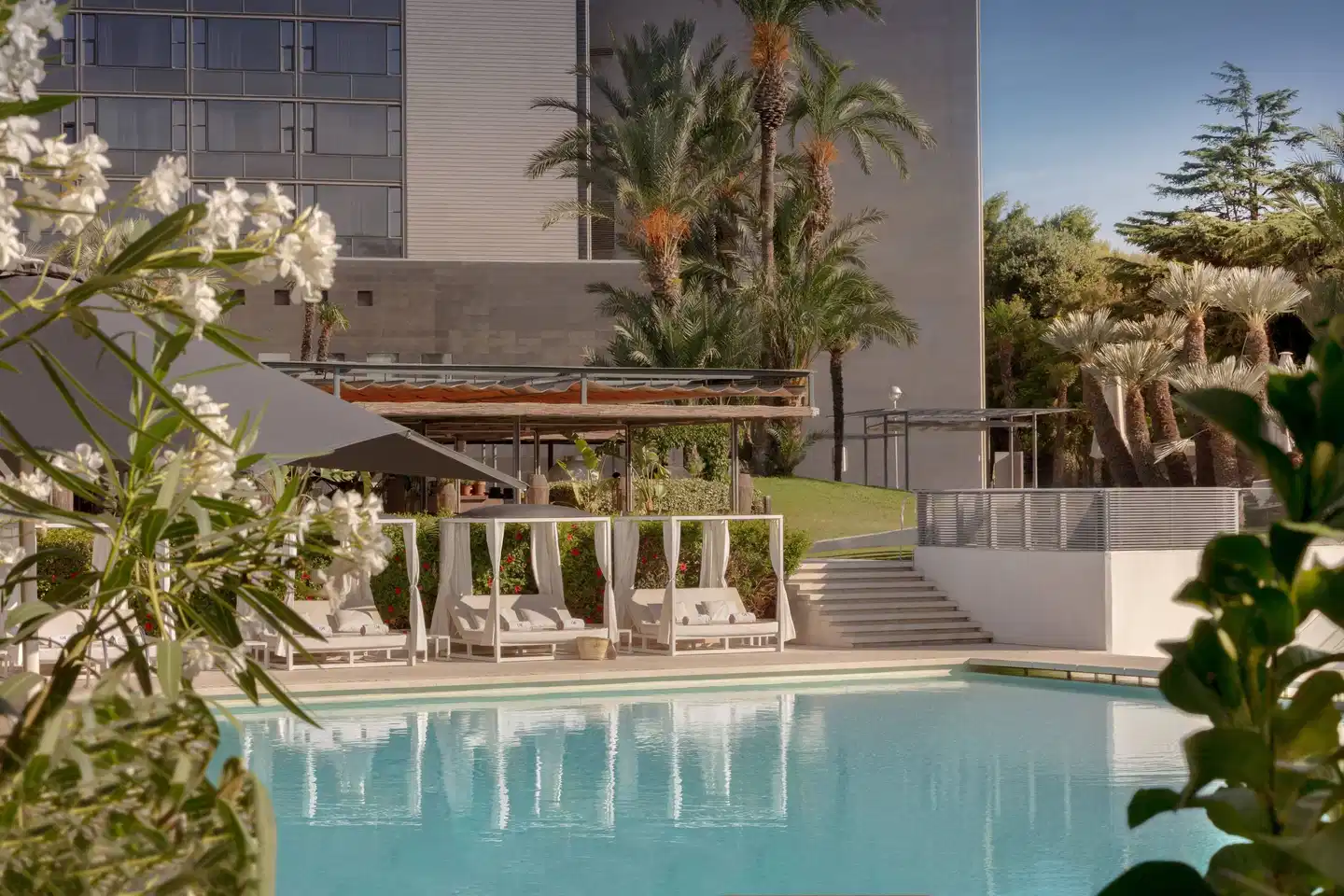 Torre Melina a Gran Melia Hotel Pool