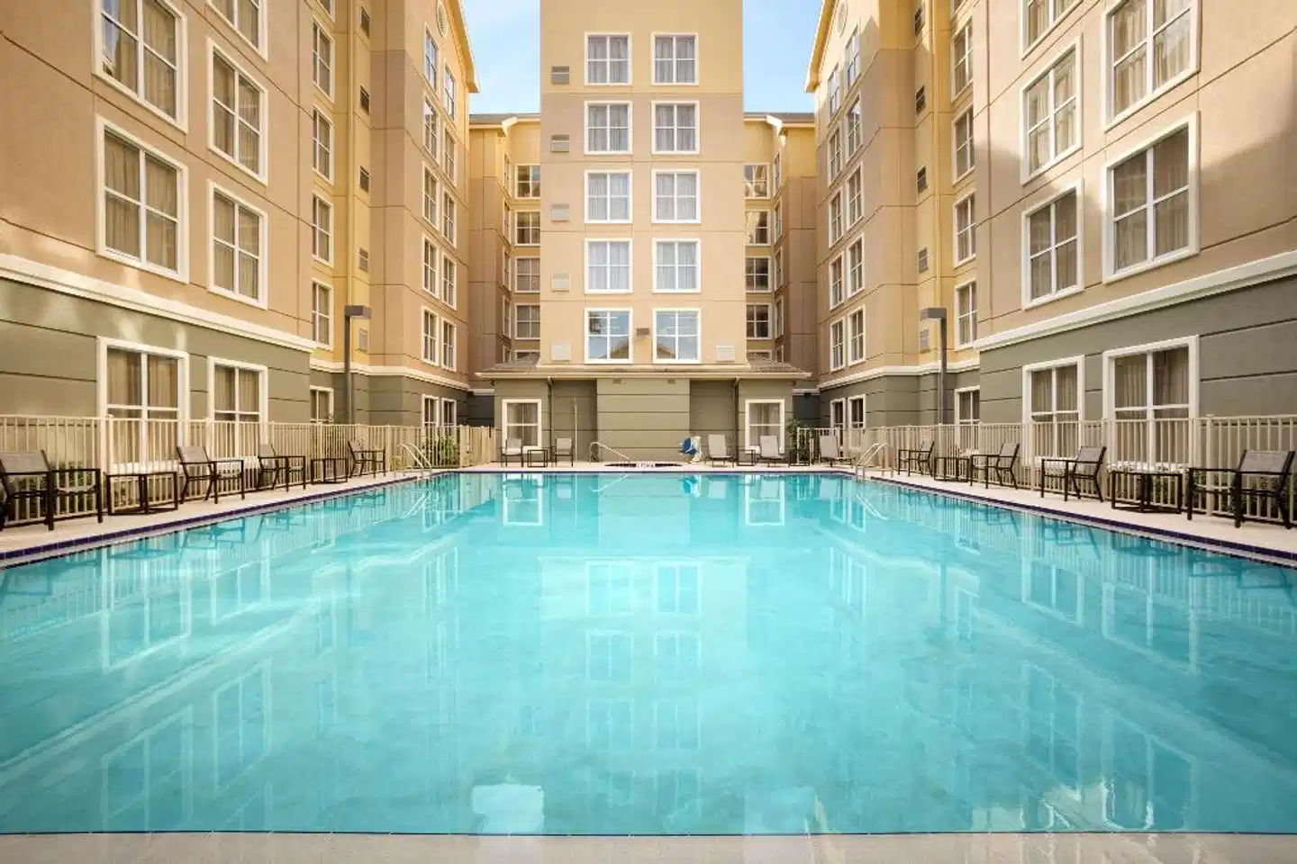 Homewood Suites by Hilton Orlando-International Drive/Convention Center Pool