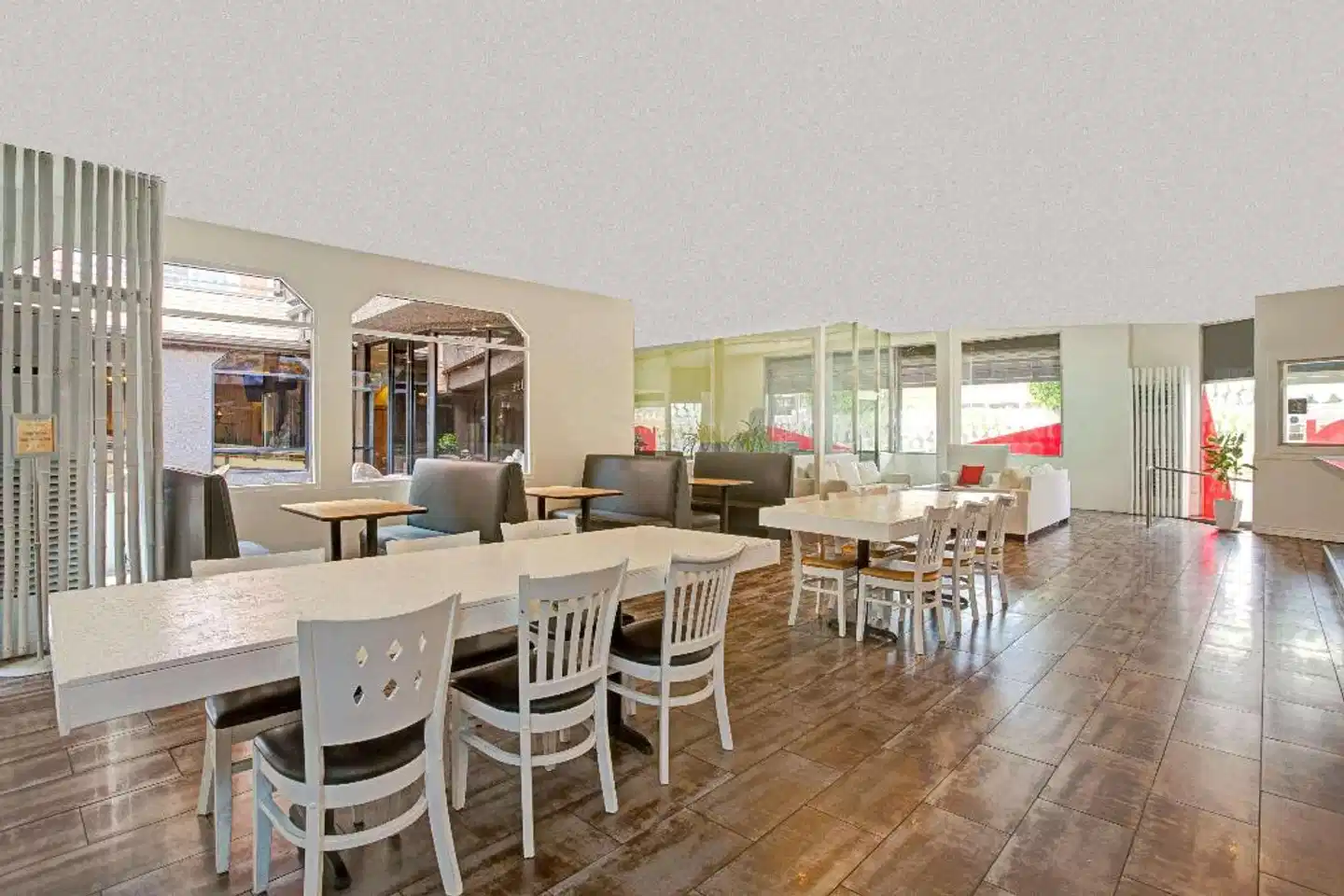 Ramada Los Angeles Downtown West Restaurant