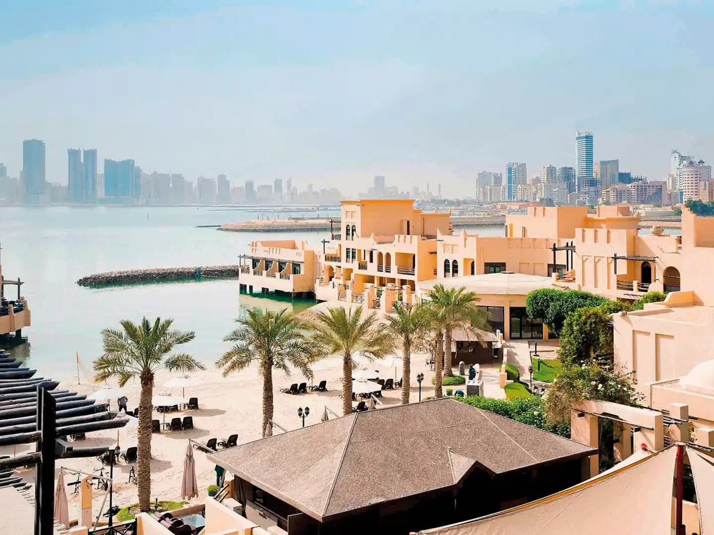 Novotel Bahrain Al Dana Resort Aussenansicht