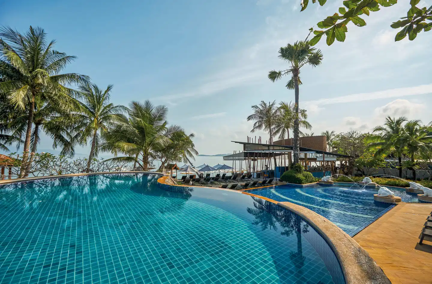 Bandara Spa Resort & Pool Villas, Samui Pool