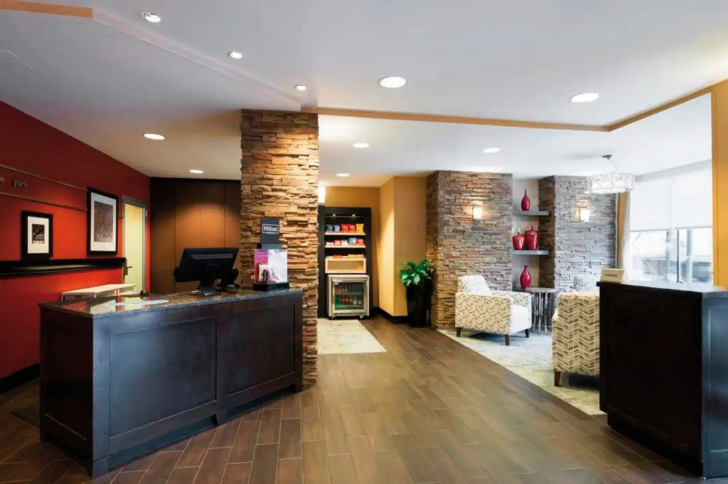 Hampton Inn Times Square South Lobby