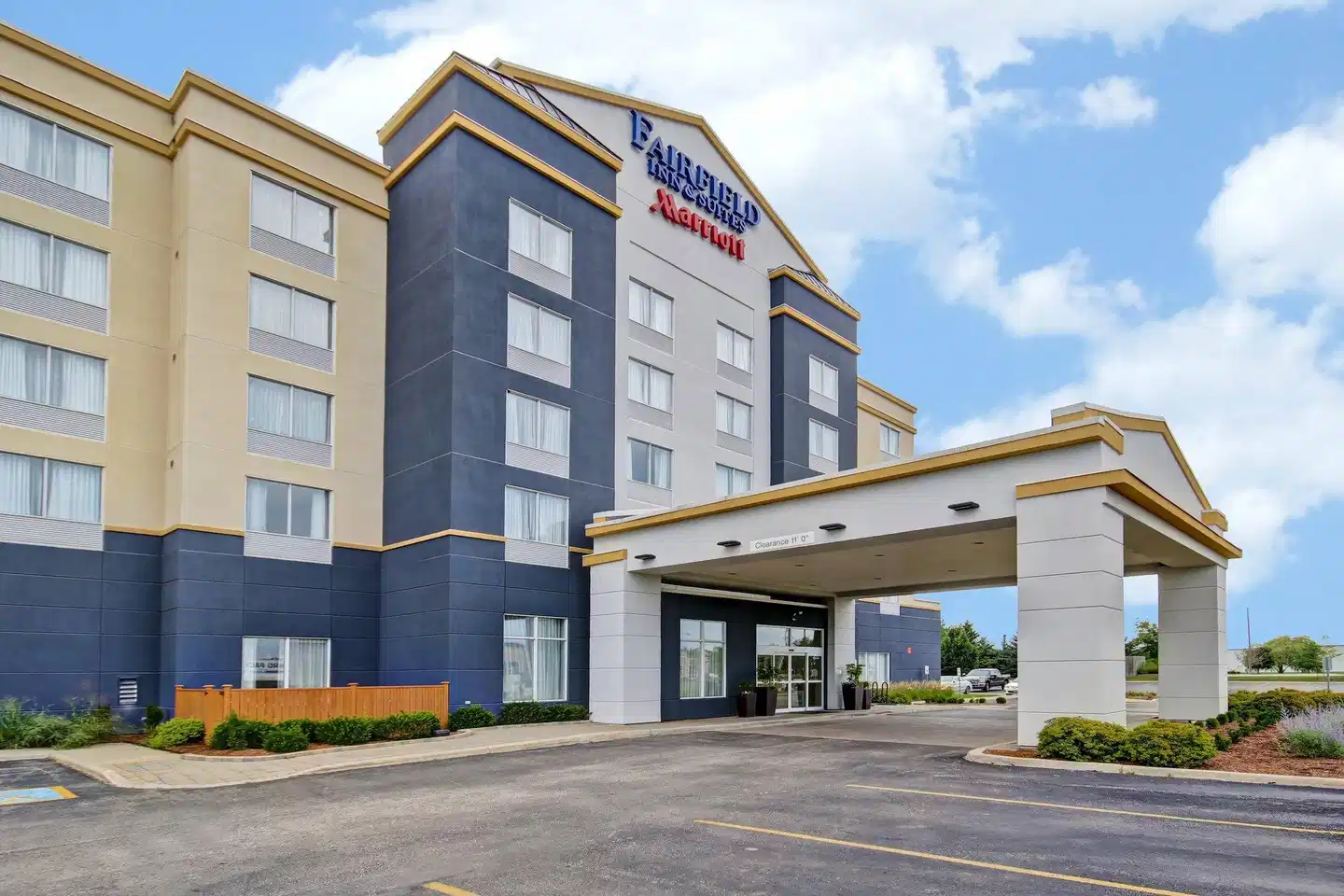 Fairfield Inn & Suites by Marriott Guelph Aussenansicht