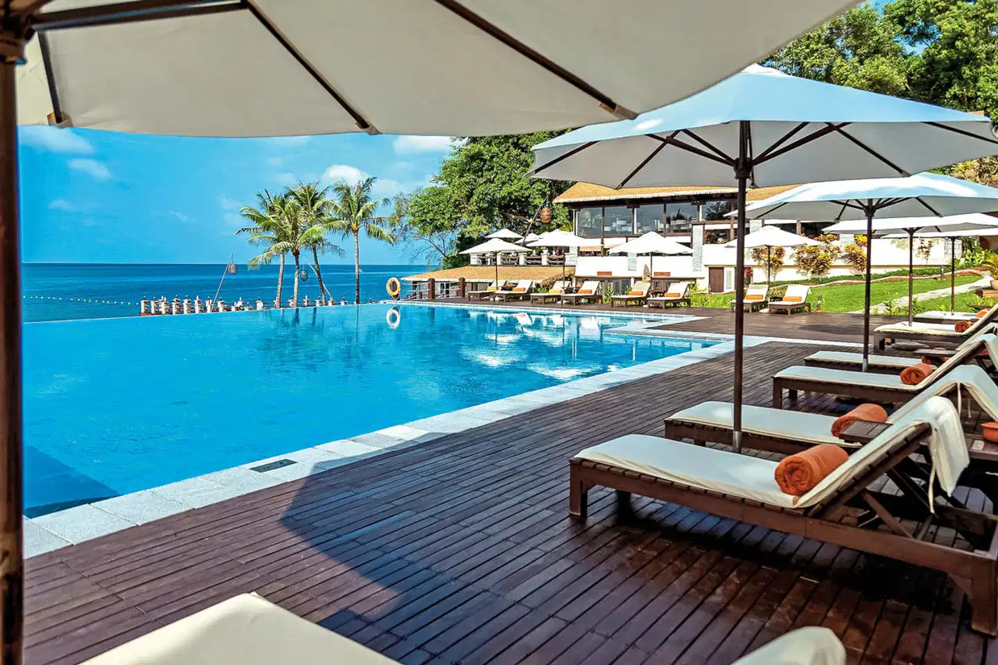 Chen Sea Resort & Spa Phu Quoc Pool