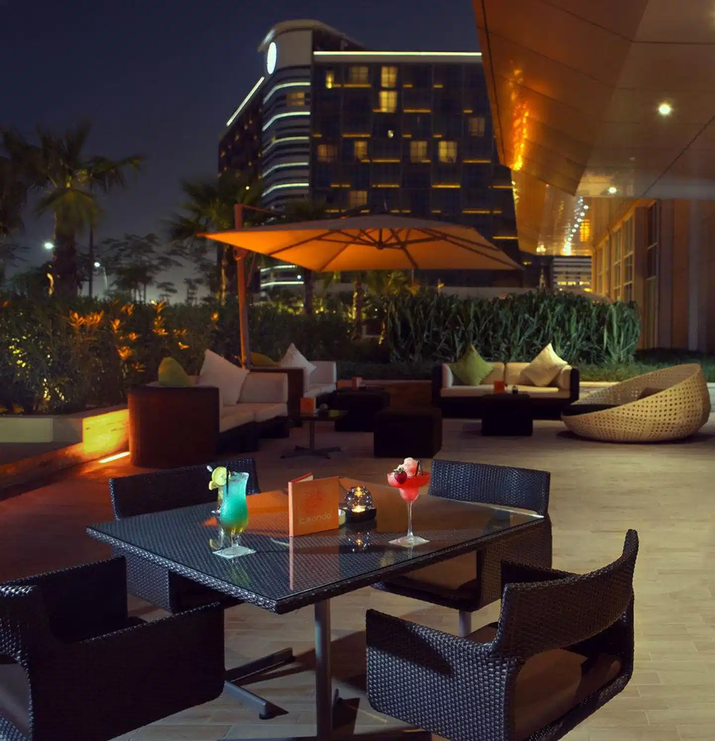 Yas Plaza Circuit Terrasse