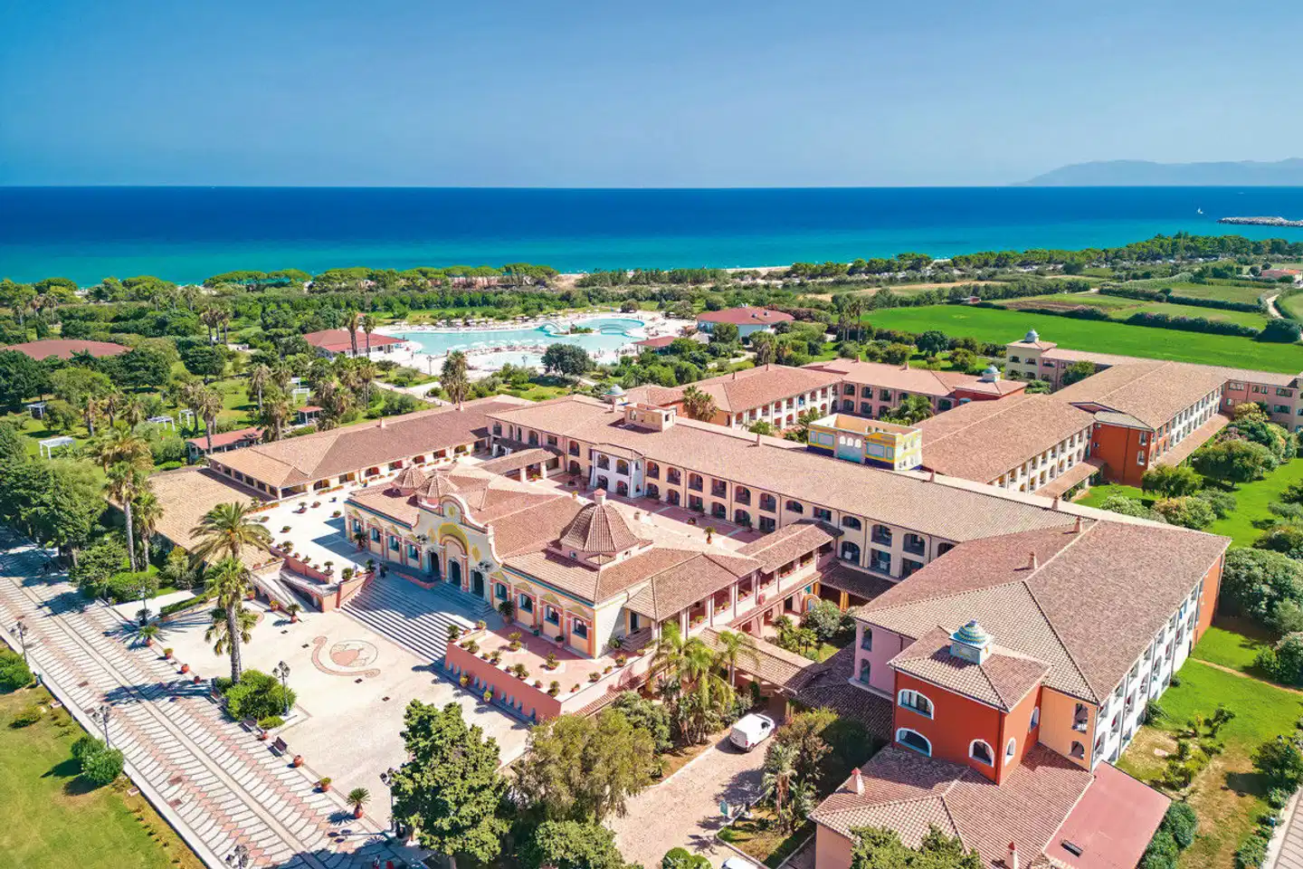 Club Hotel Marina Beach Aussenansicht