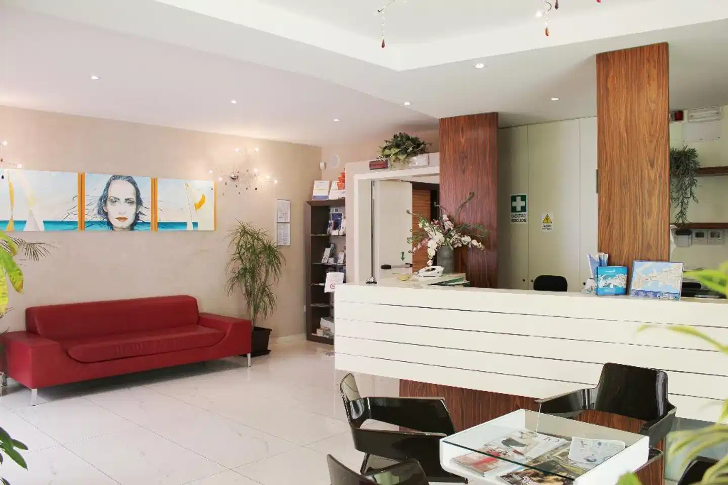 Hotel 33 Baroni Lobby