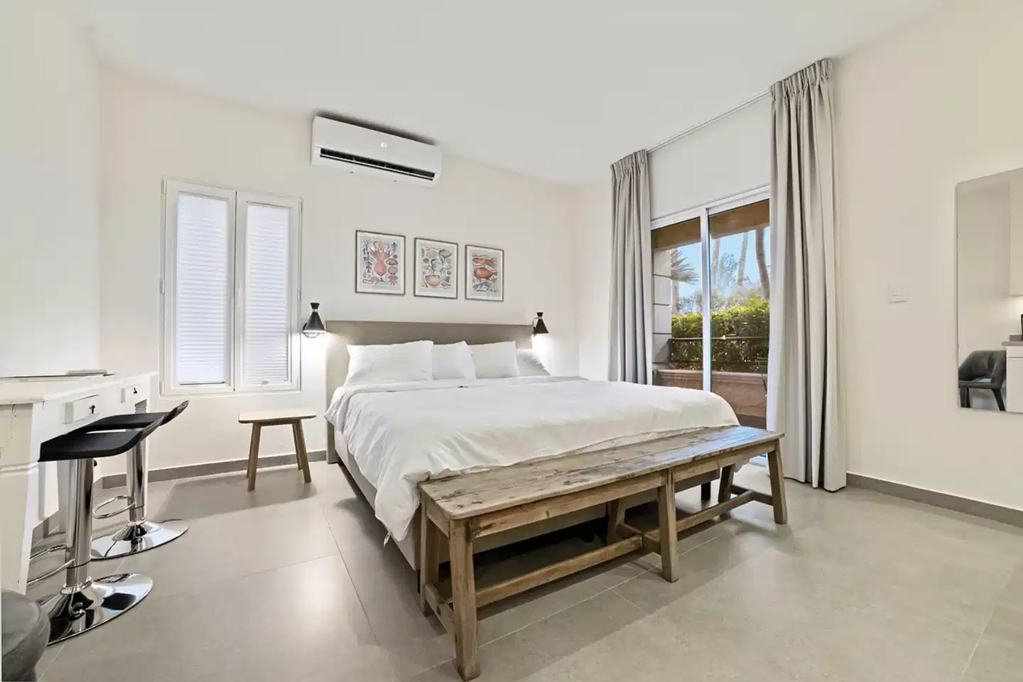 The Bellafonte Luxury Oceanfront Hotel Wohnbeispiel