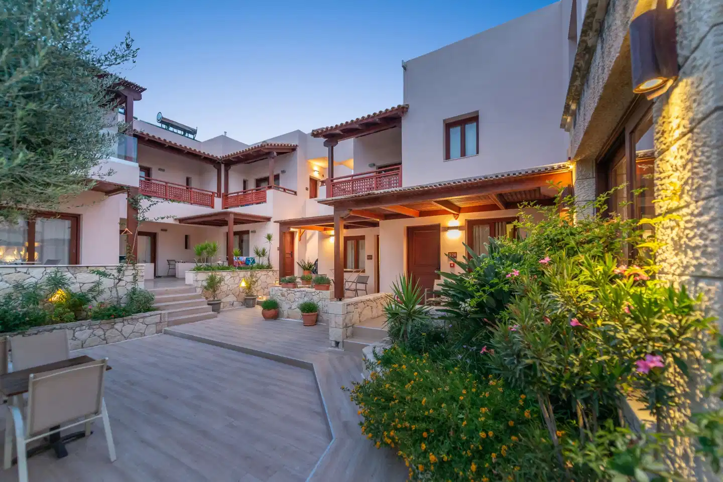 Cactus Village Hotel Aussenansicht