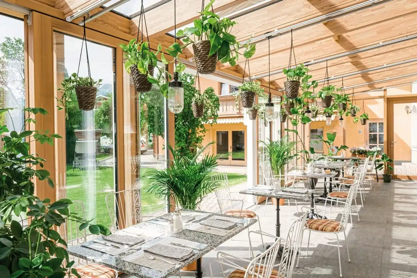 HENRI Hotel Seefeld Terrasse