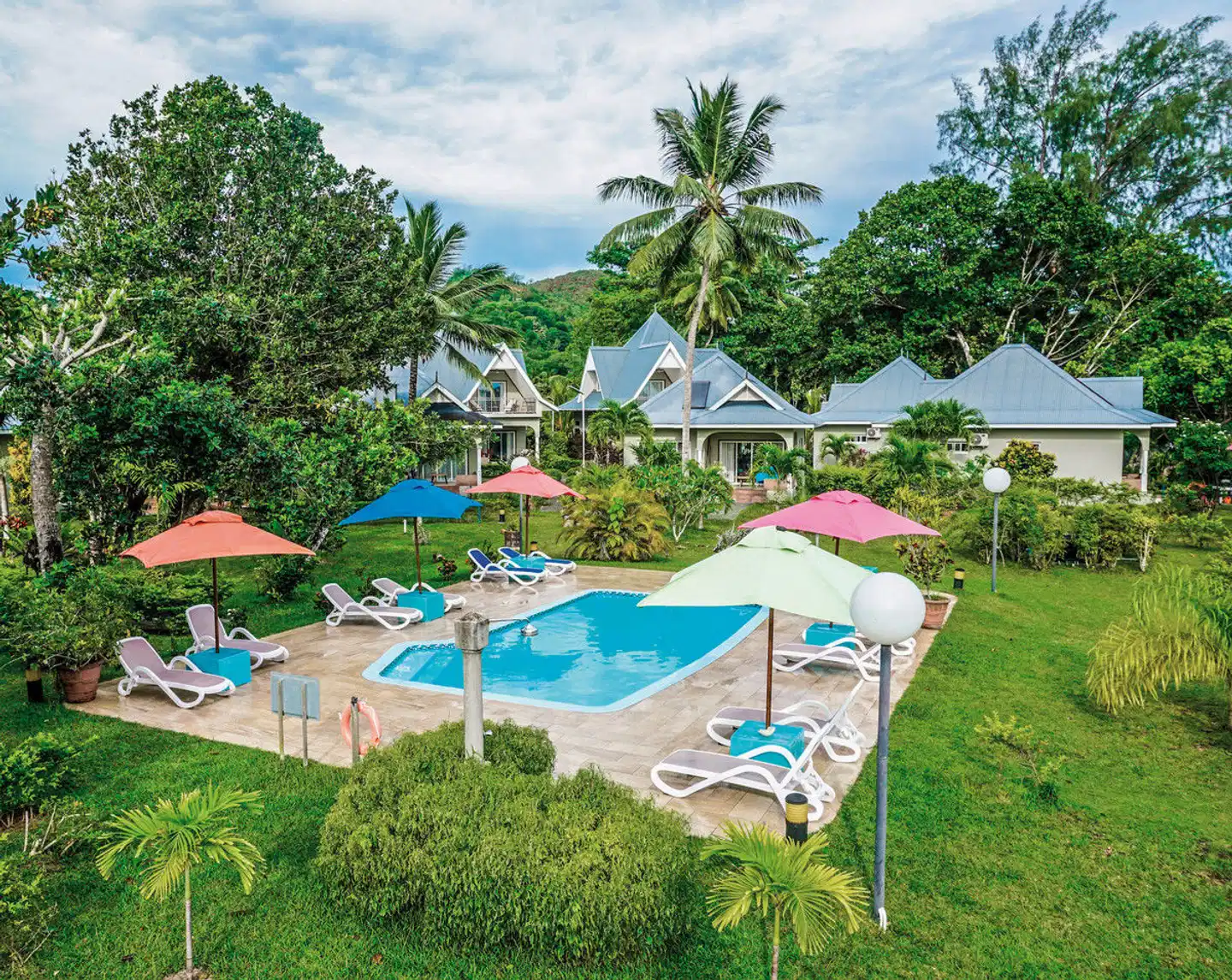 Cote d'Or Footprints Pool