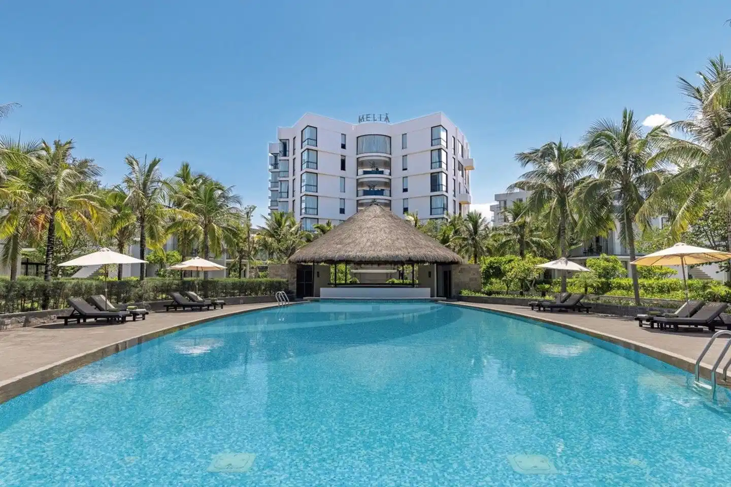 Melia Danang Beach Resort Pool