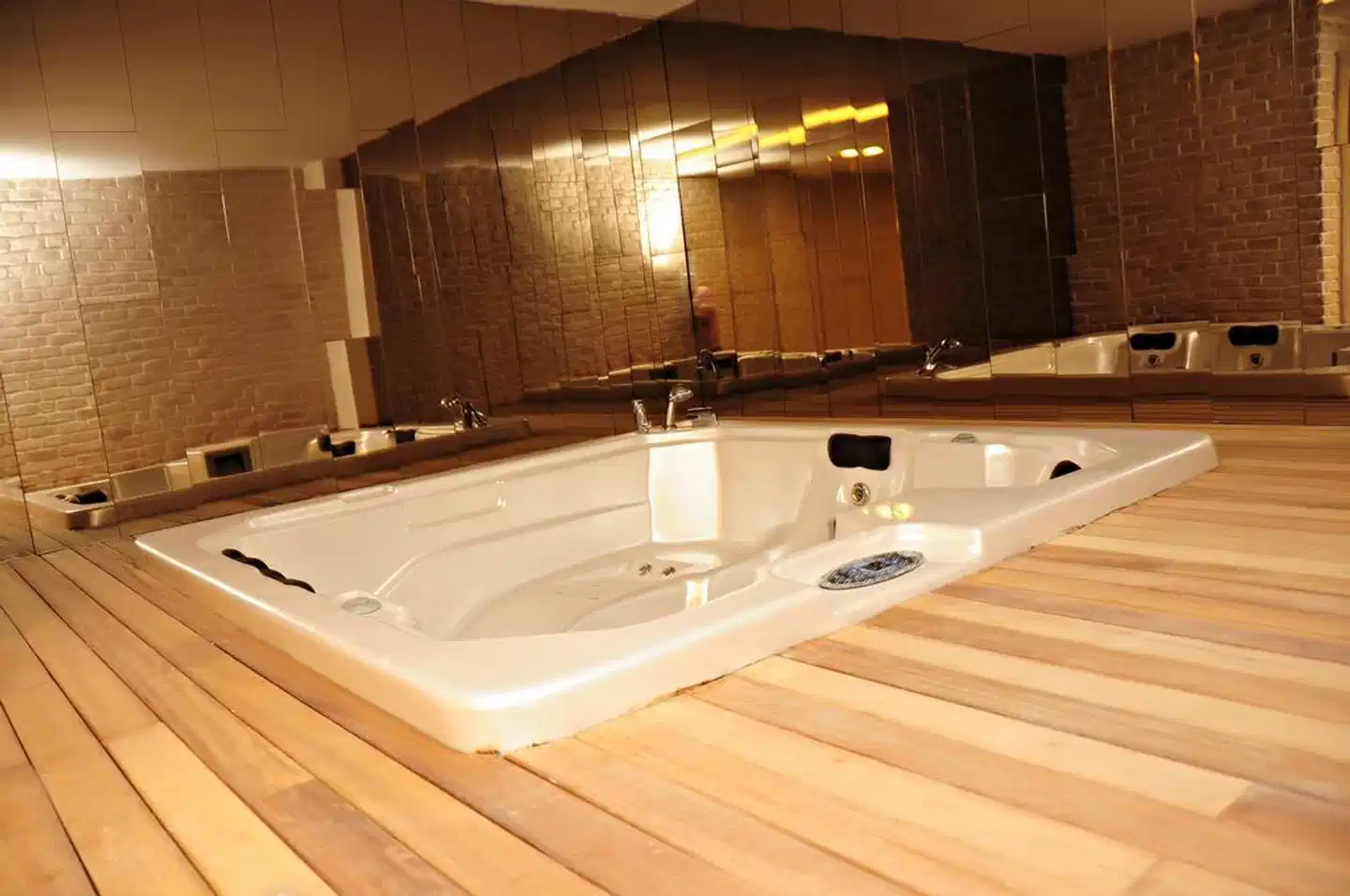 Orfeus Queen Spa Badezimmer