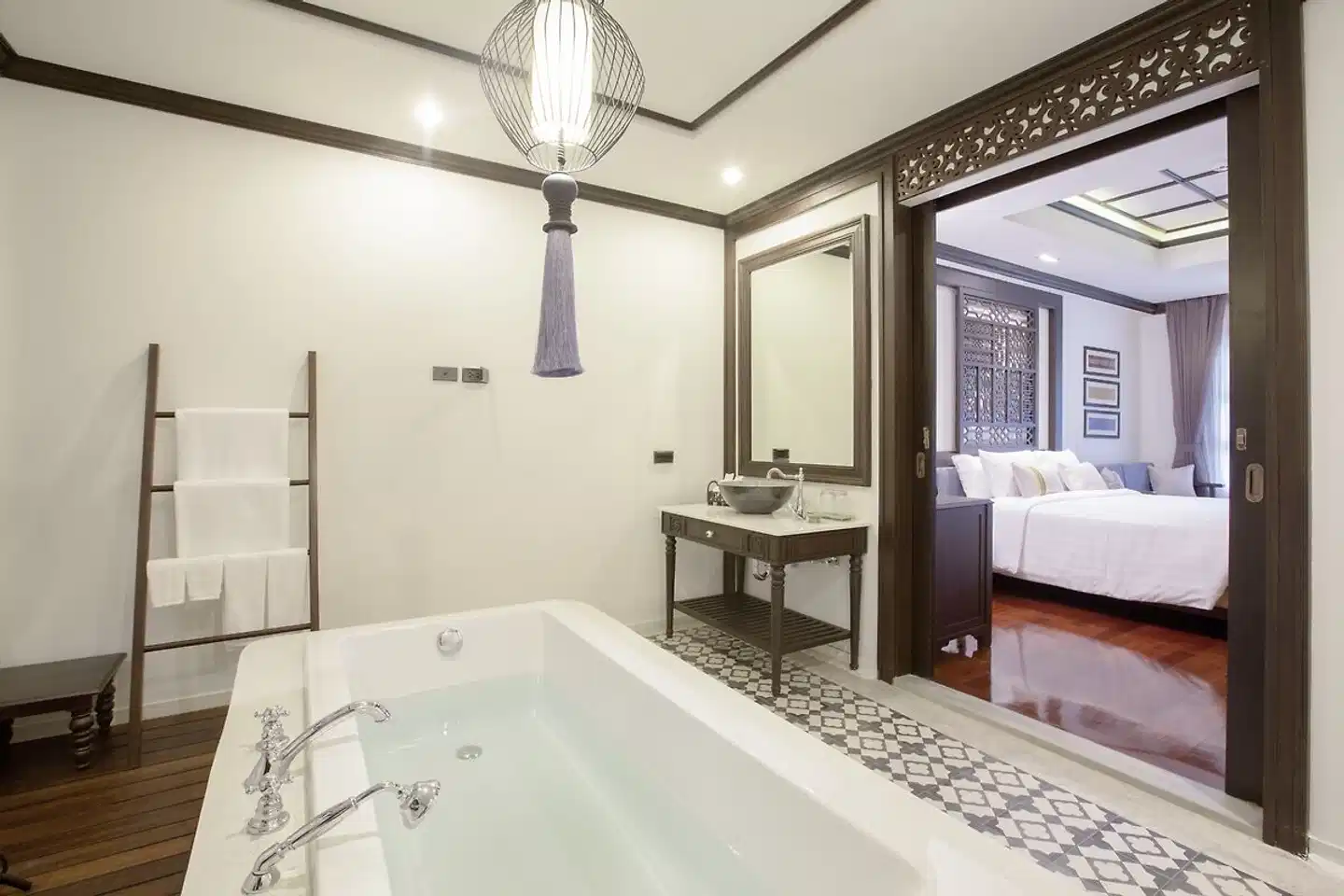 Na Nirand Romantic Boutique Resort Badezimmer