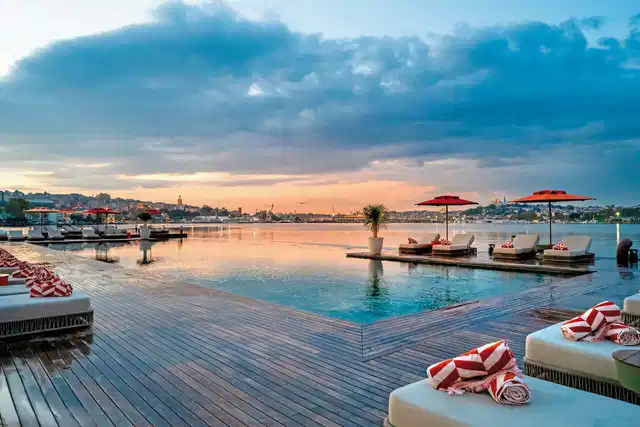 Rixos Tersane Istanbul Pool
