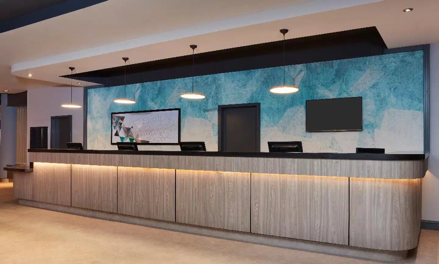 Leonardo Hotel Southampton Lobby