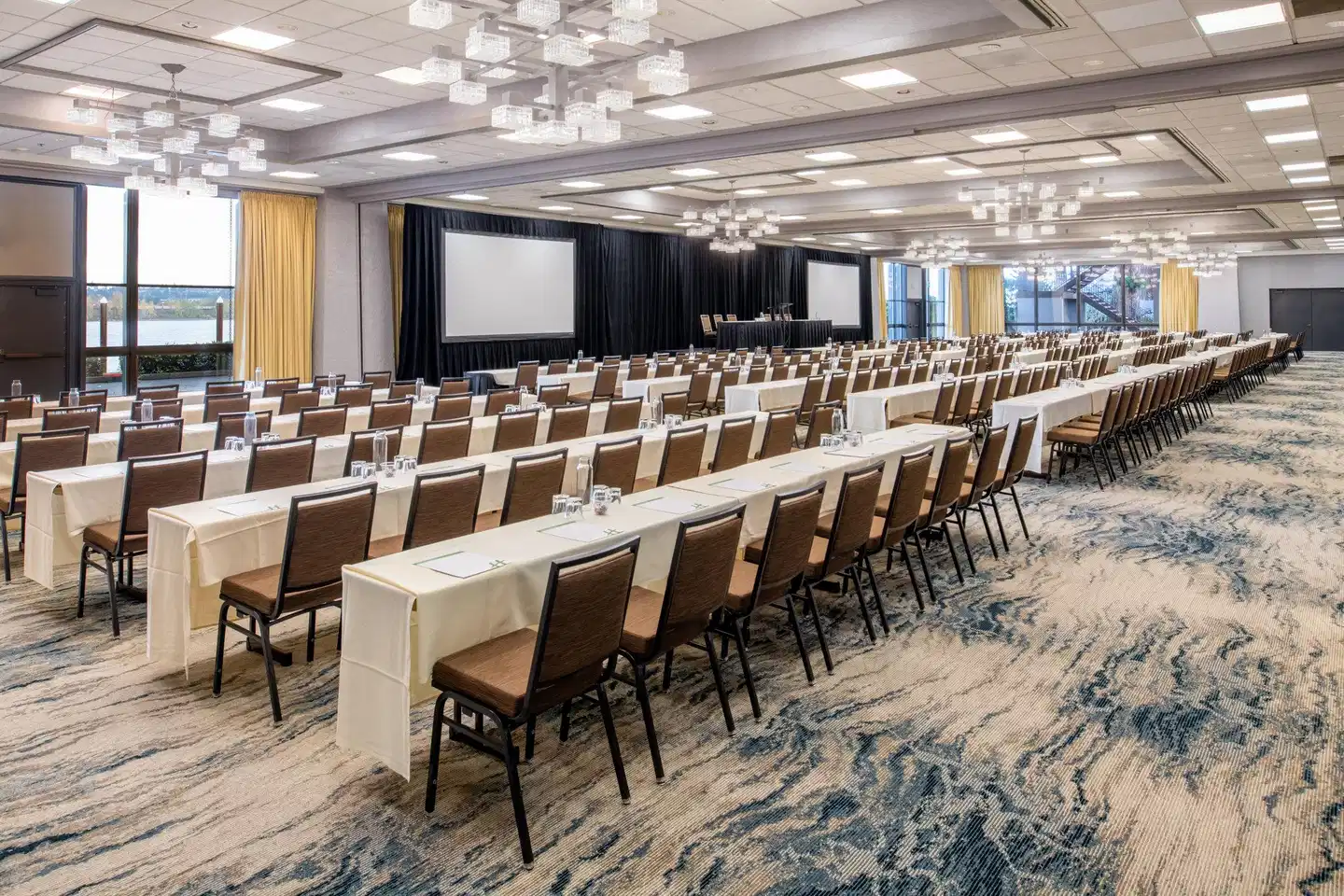 Holiday Inn Portland - Columbia Riverfront Konferenz