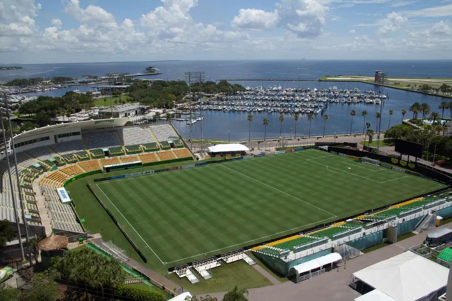 Hilton St. Petersburg Bayfront Sport und Entertainment