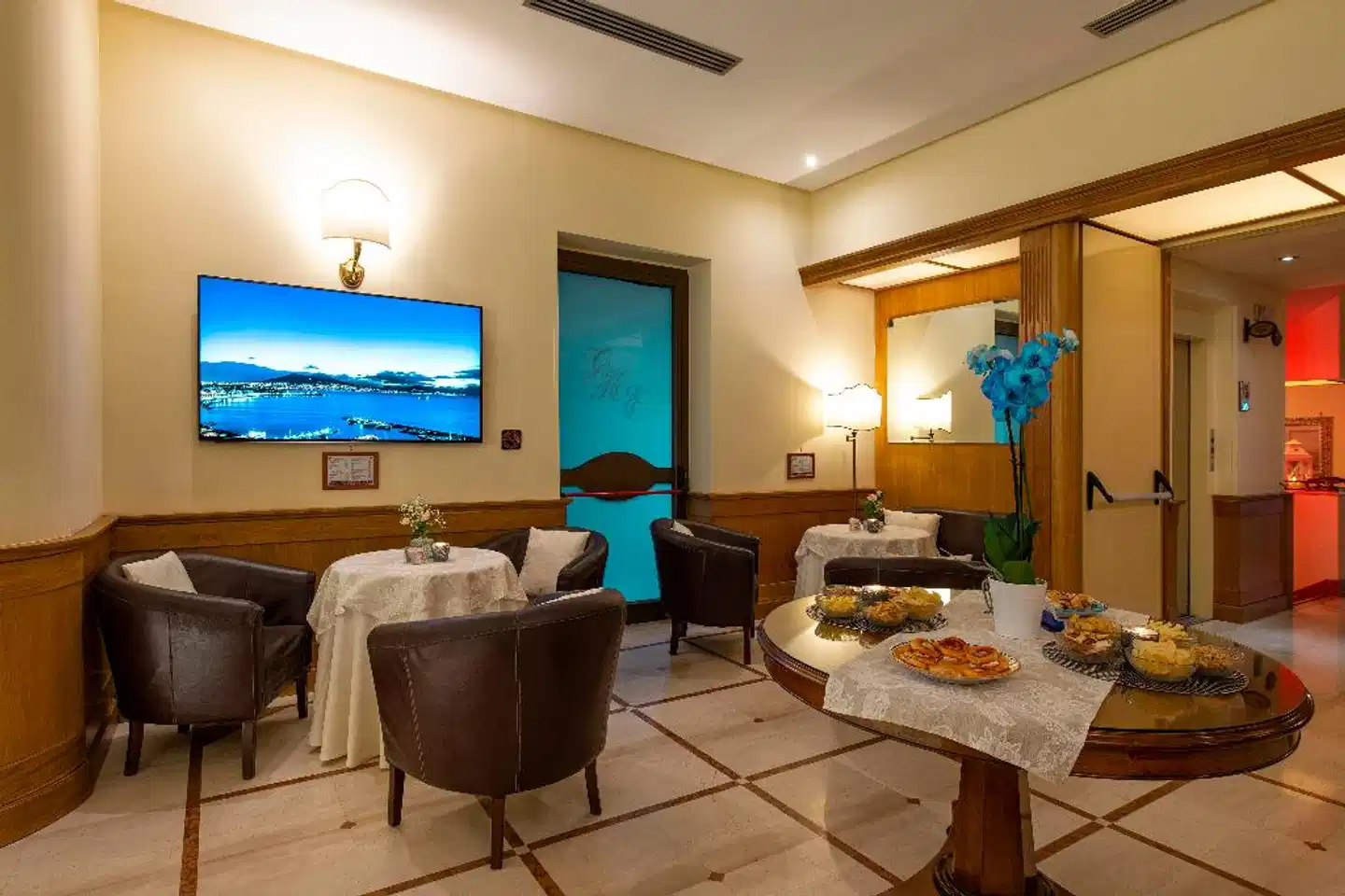 Europa Grand Hotel Wohnbeispiel