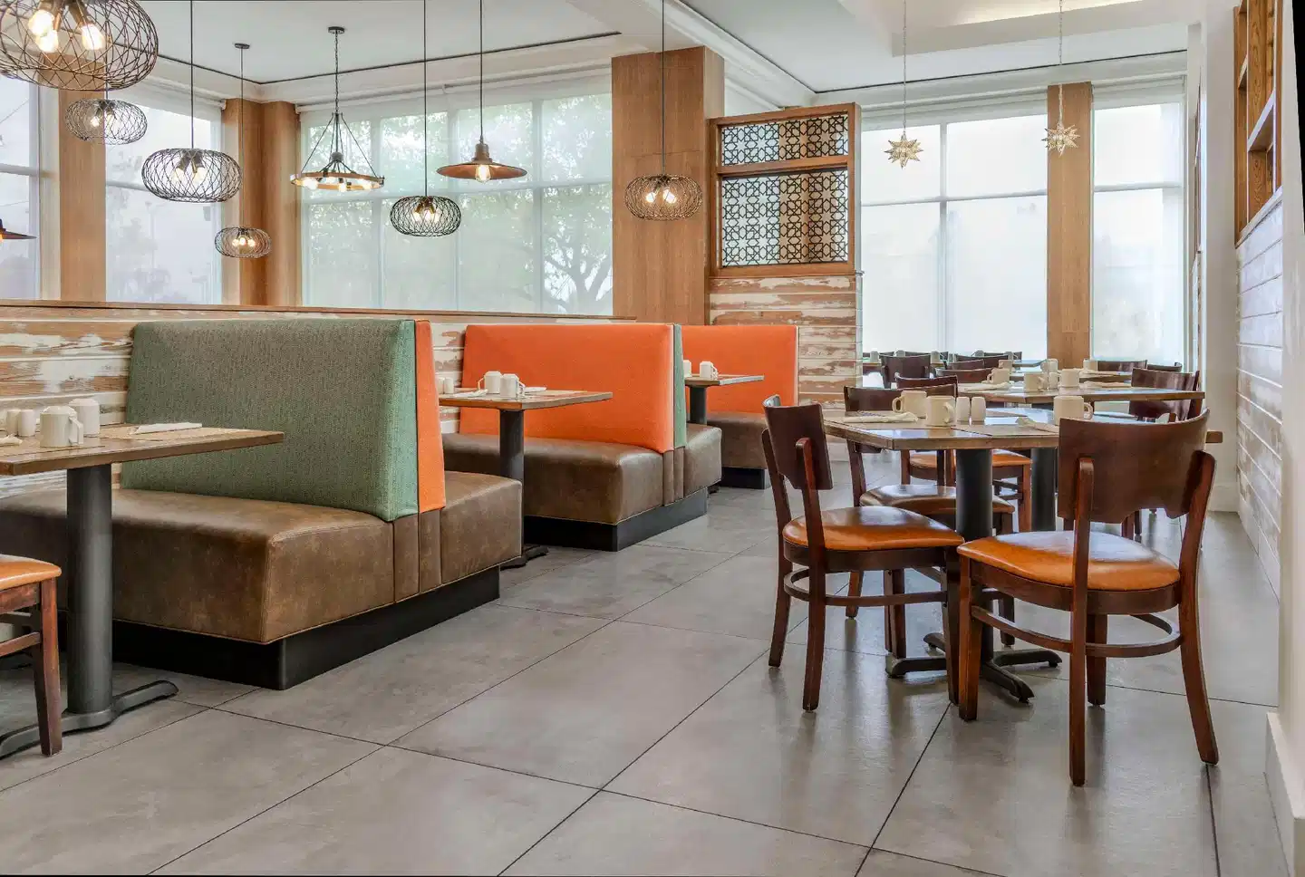 Hilton Garden Inn Denver Airport Lobby