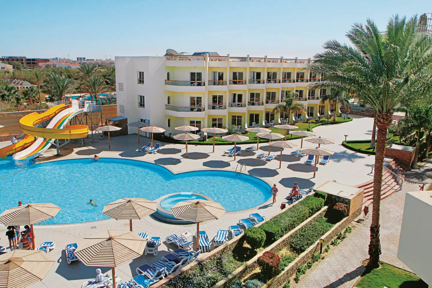 Palm Beach Resort Aussenansicht