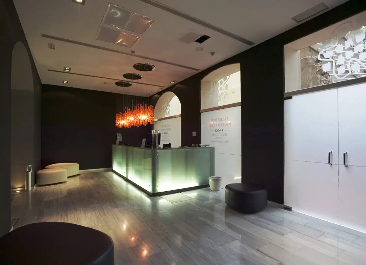 Petit Palace Boqueria Garden Lobby