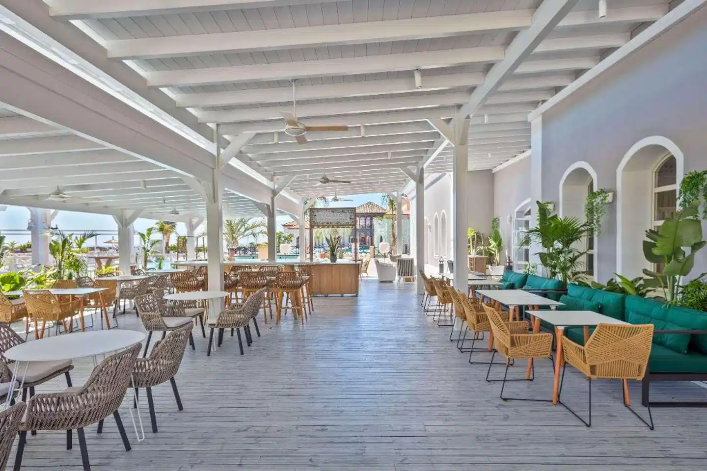 The Level at Melia Villaitana Bar