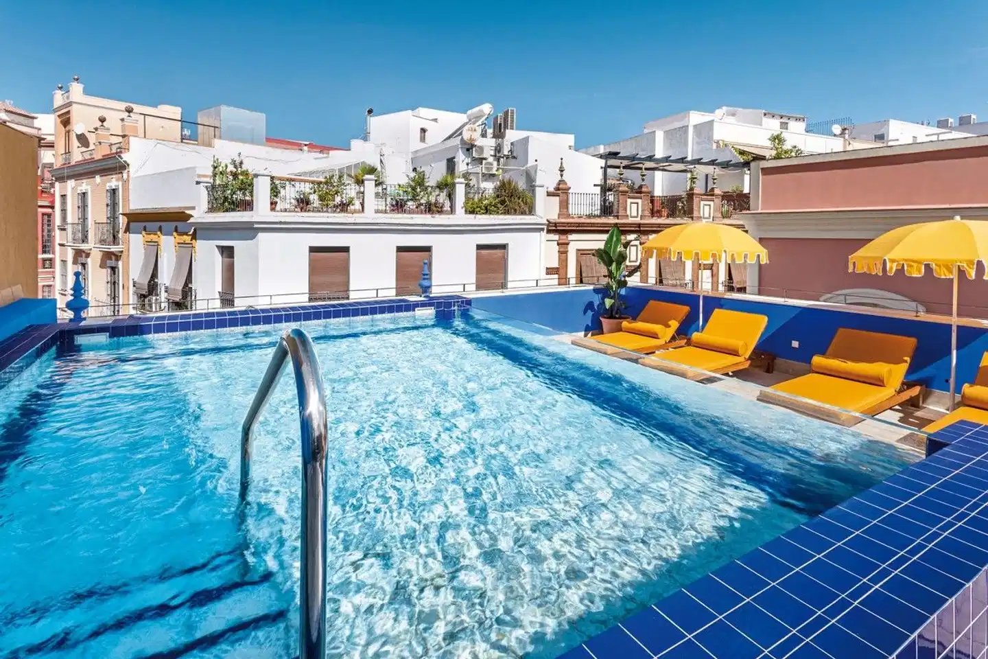 H10 Corregidor Boutique Hotel Pool