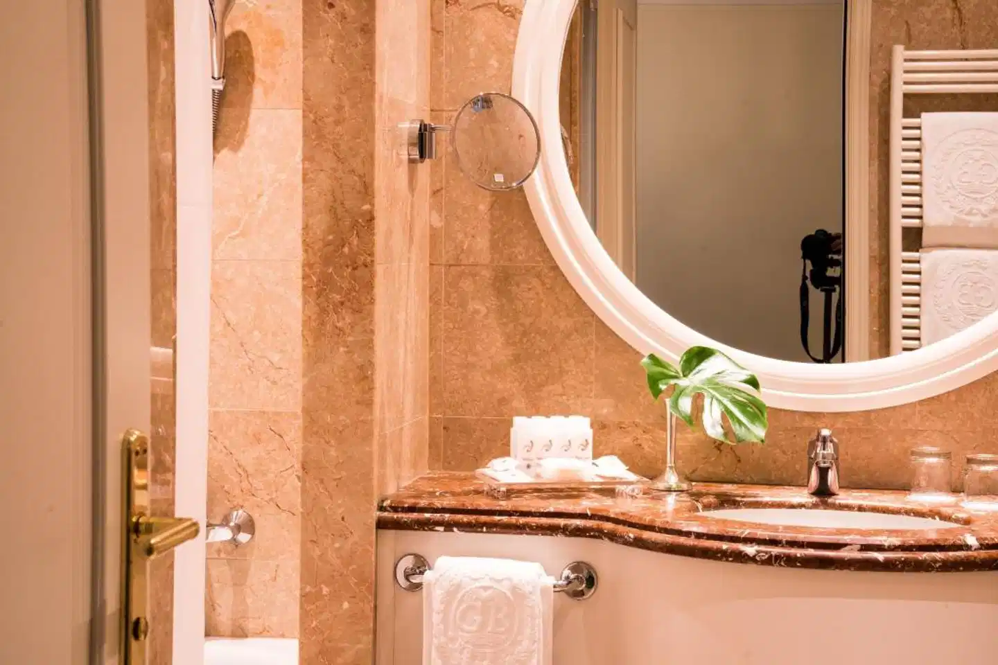 Abano Grand Hotel Badezimmer