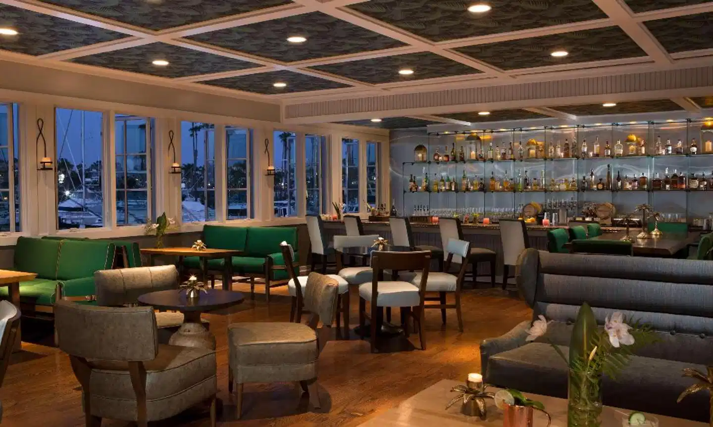 The Portofino Hotel & Marina Bar