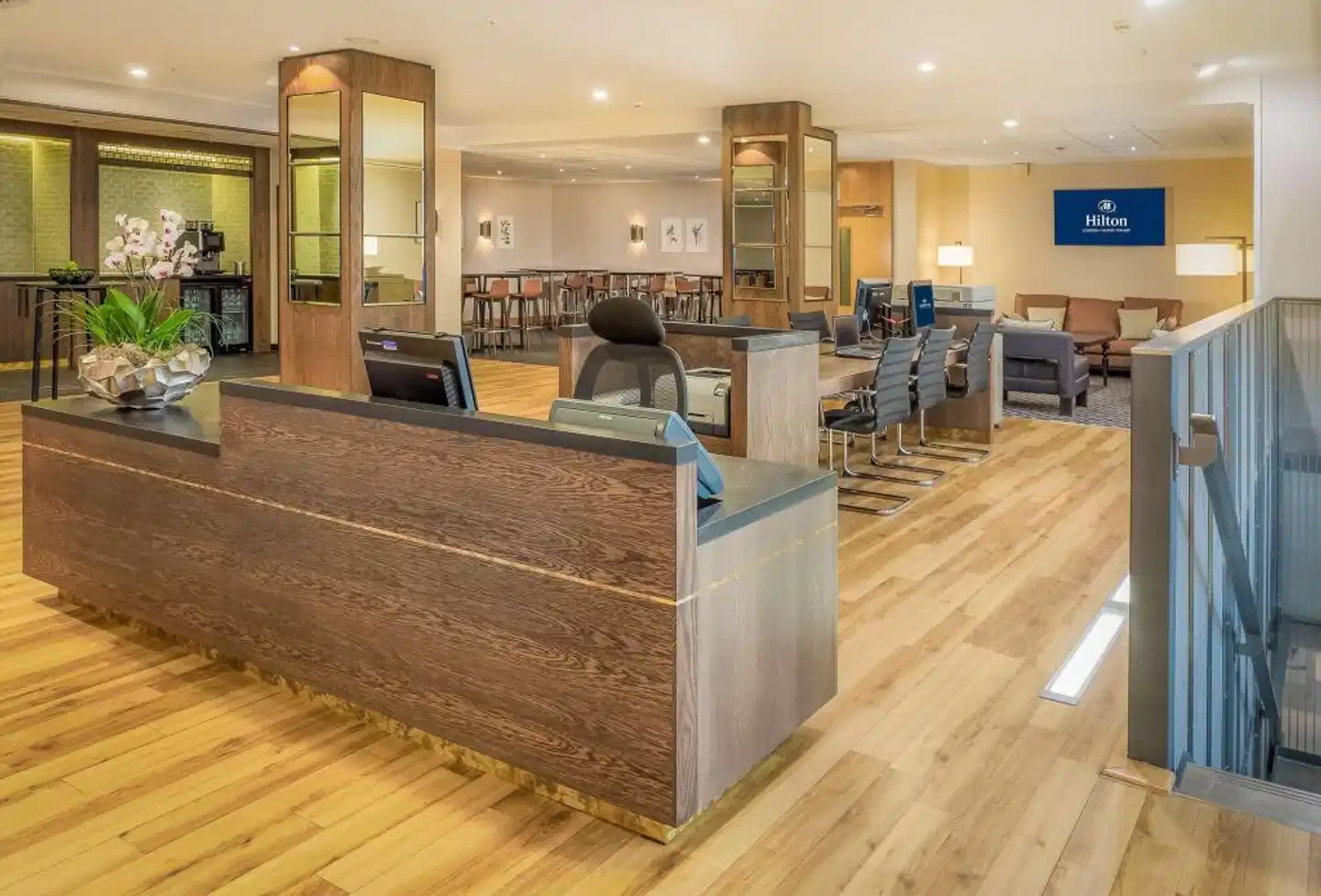 Hilton London Canary Wharf Lobby