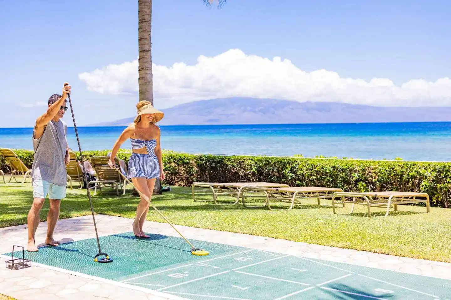 Aston Mahana at Kaanapali Sport und Entertainment